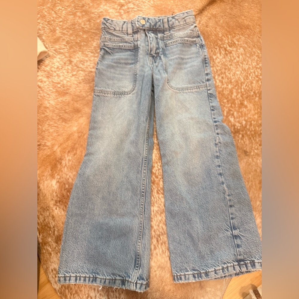 ZARA Girls Wide Leg Jeans! Size 9y!